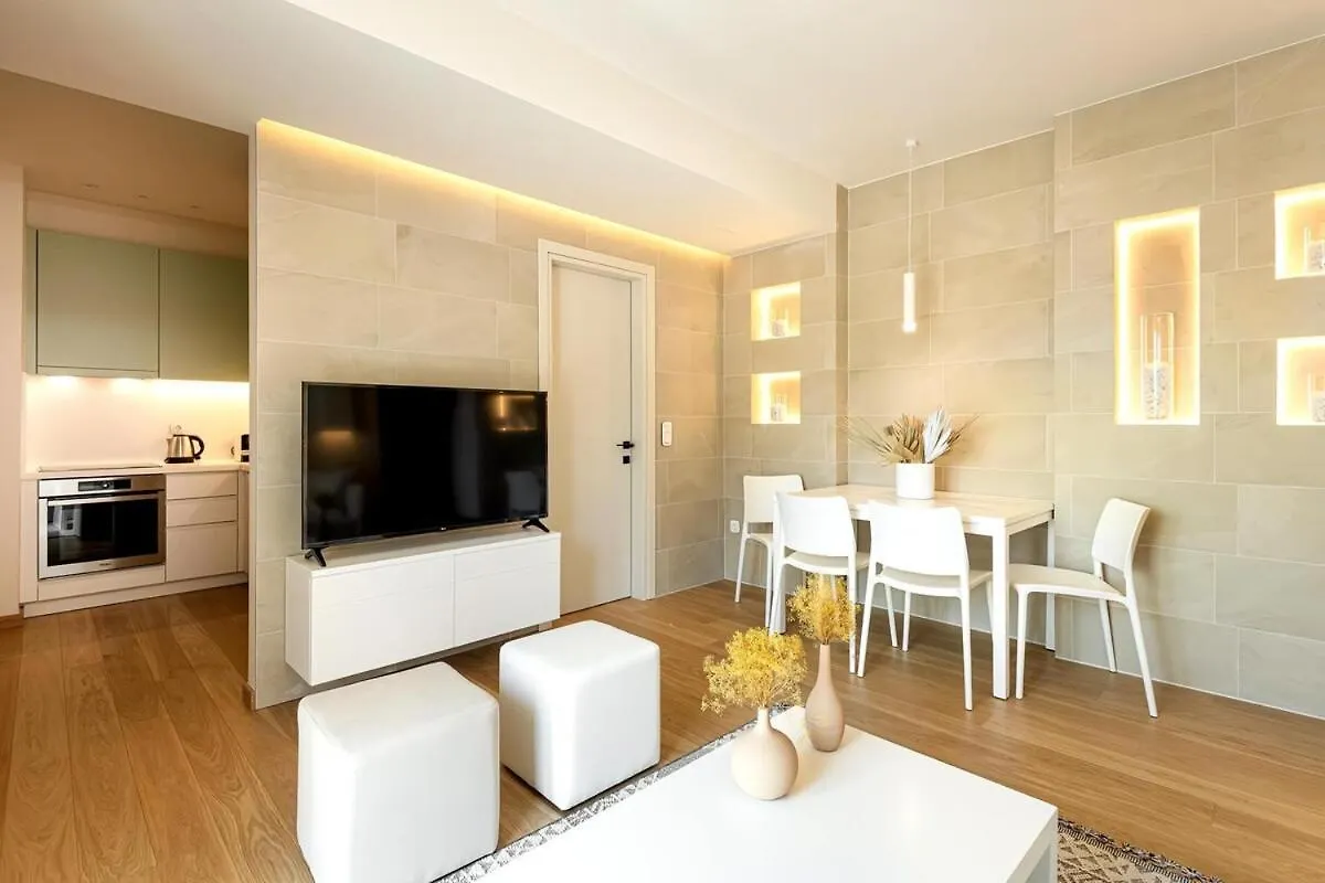 Serene City-Center Penthouse In Prominent Location Thessaloníki