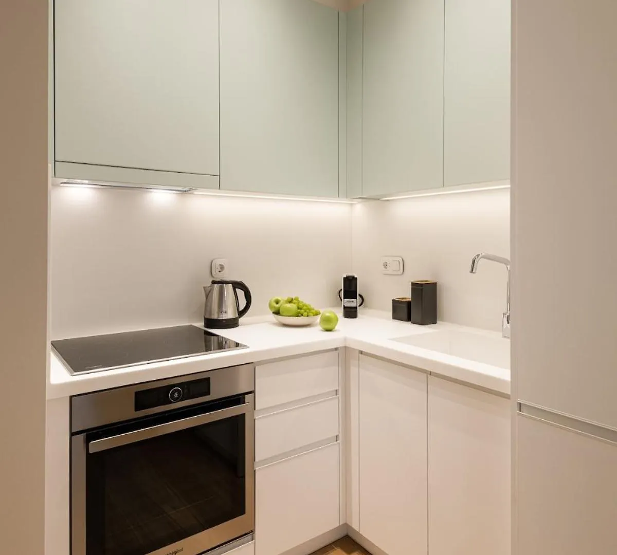 Lägenhet Serene City-Center Penthouse In Prominent Location Thessaloníki